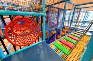 chipmunks-playland-and-cafe-belmont-gallery_2