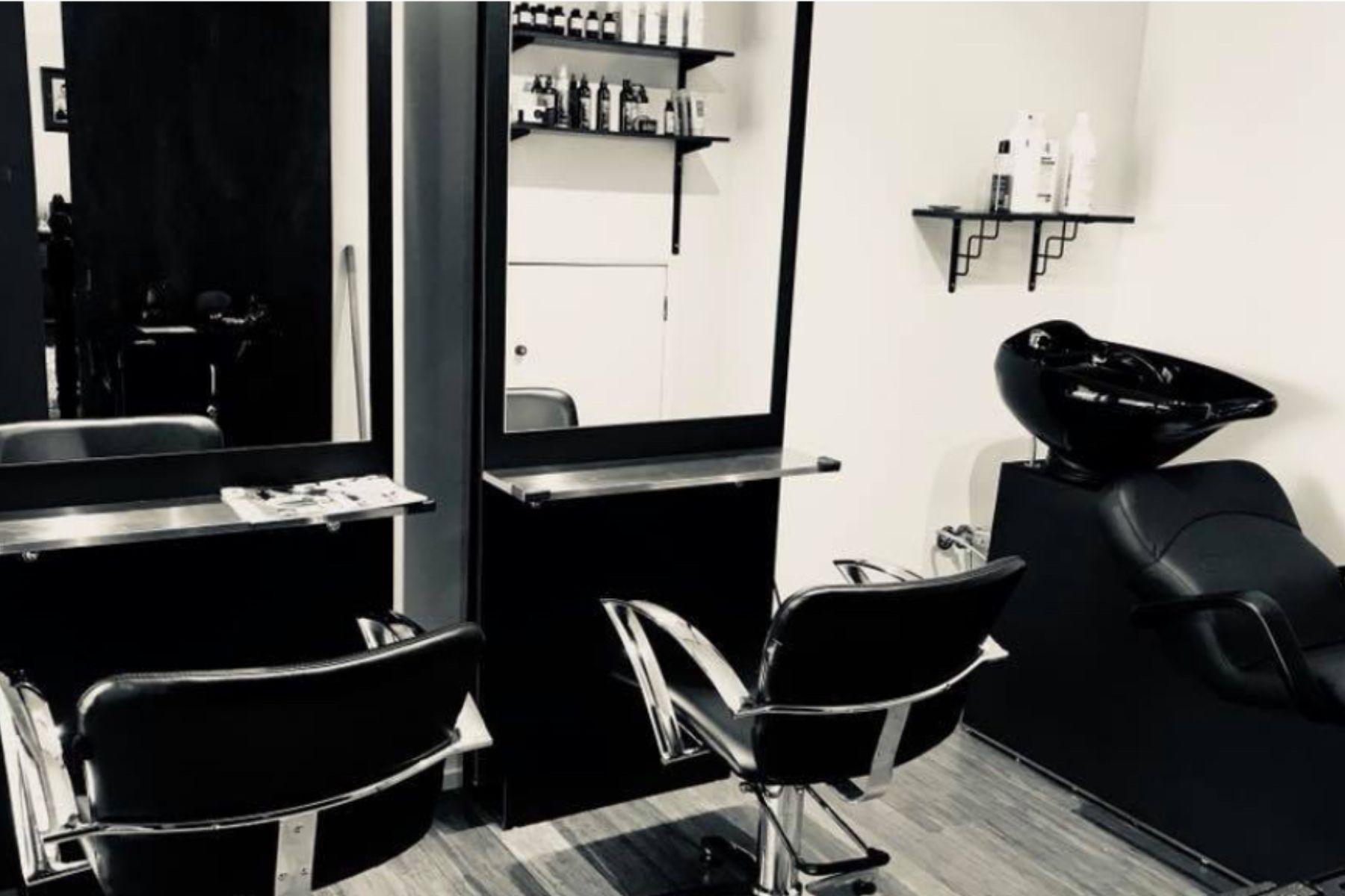 kim-lsenhood-hairdressing-main