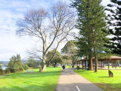 dog-friendly-walks-eleebana-to-booragul30