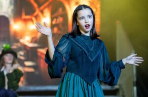 Hive-youth-theatre-gallery12