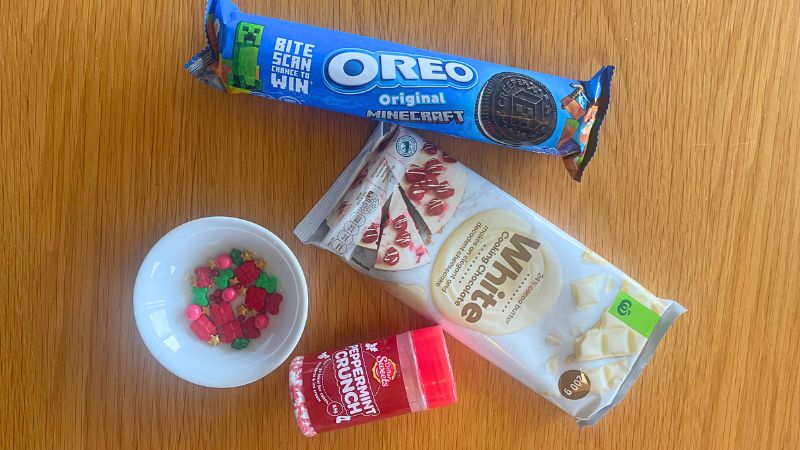 Christmas Oreo biscuits-gallery1